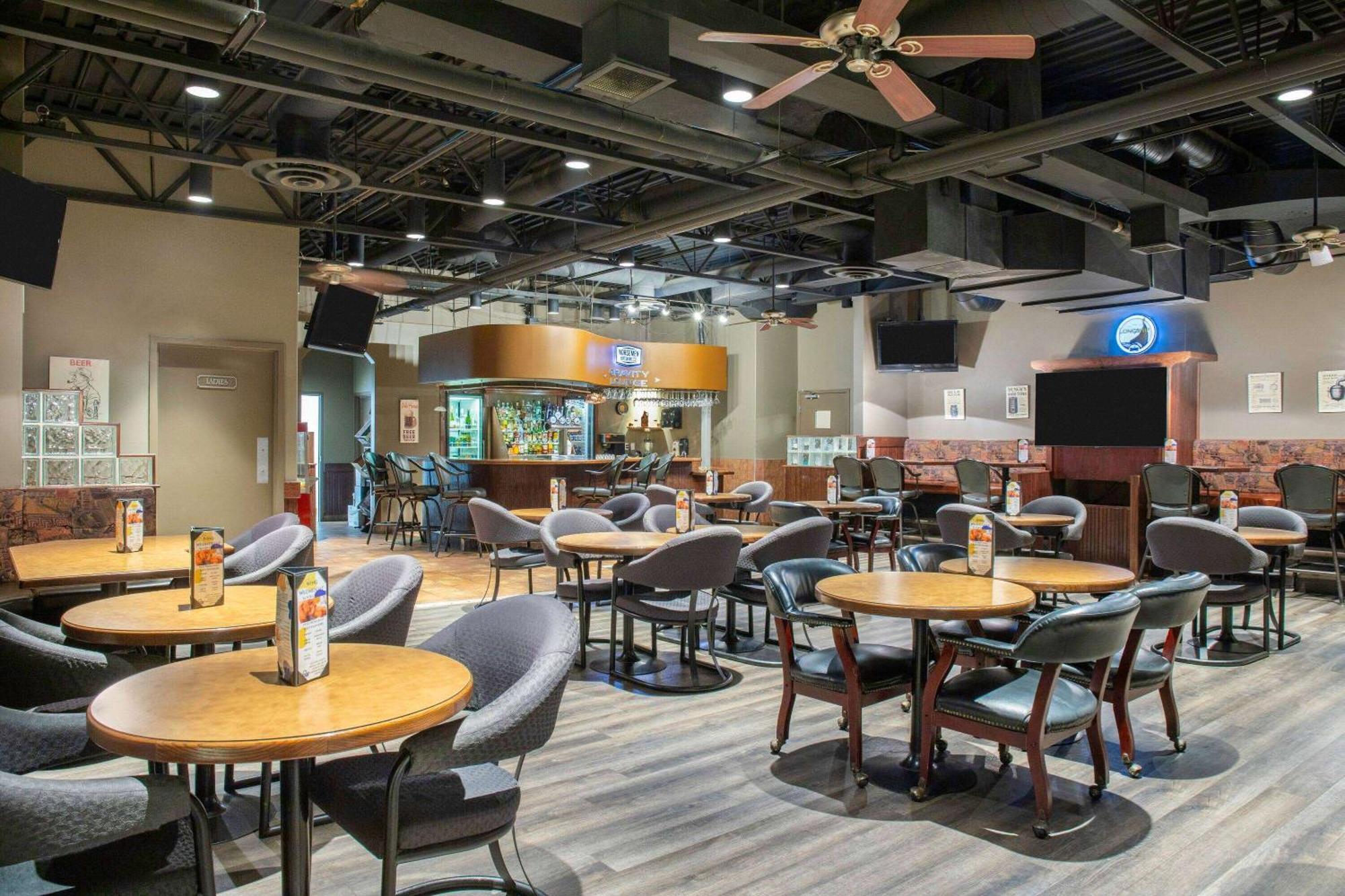 Days Inn & Conference Centre By Wyndham Camrose Norsemen Εξωτερικό φωτογραφία